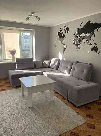 Здається 2-к. квартира на вул. Івасюка Черновцы