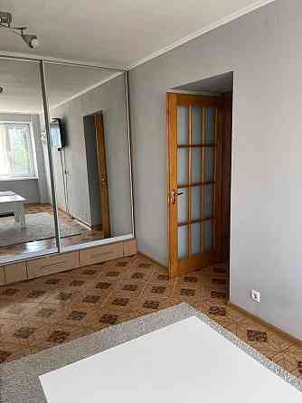 Здається 2-к. квартира на вул. Івасюка Черновцы