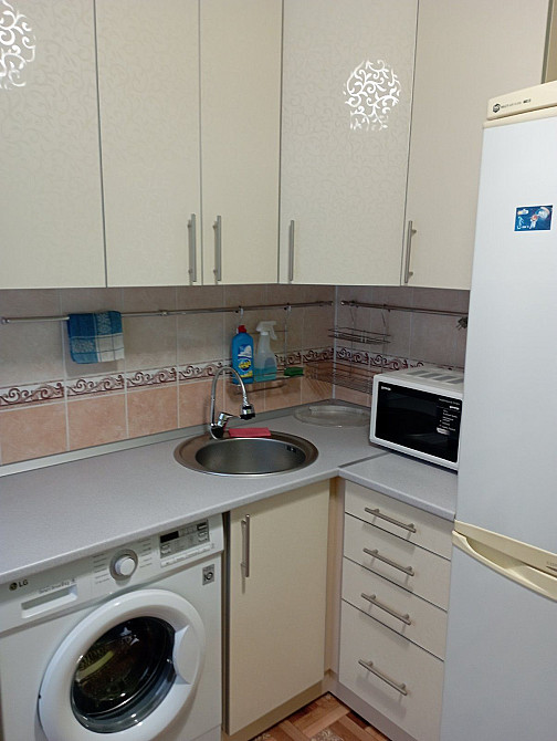 Сдам однокомнатную квартиру в центре 8000 гр. Конотоп - изображение 3