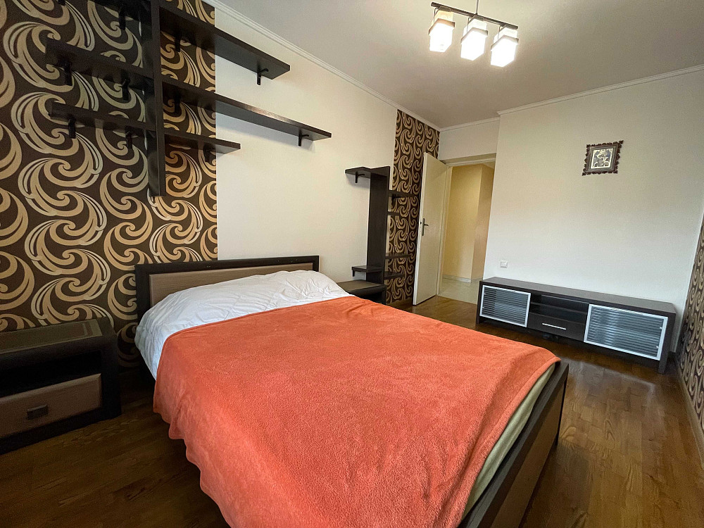 Оренда просторої 4 кімнатної квартири бічна проспекту Чорновола Львов - изображение 7