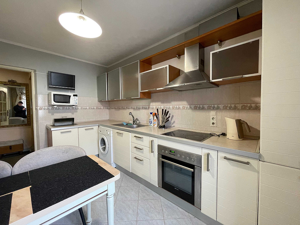 Оренда просторої 4 кімнатної квартири бічна проспекту Чорновола Львов - изображение 2