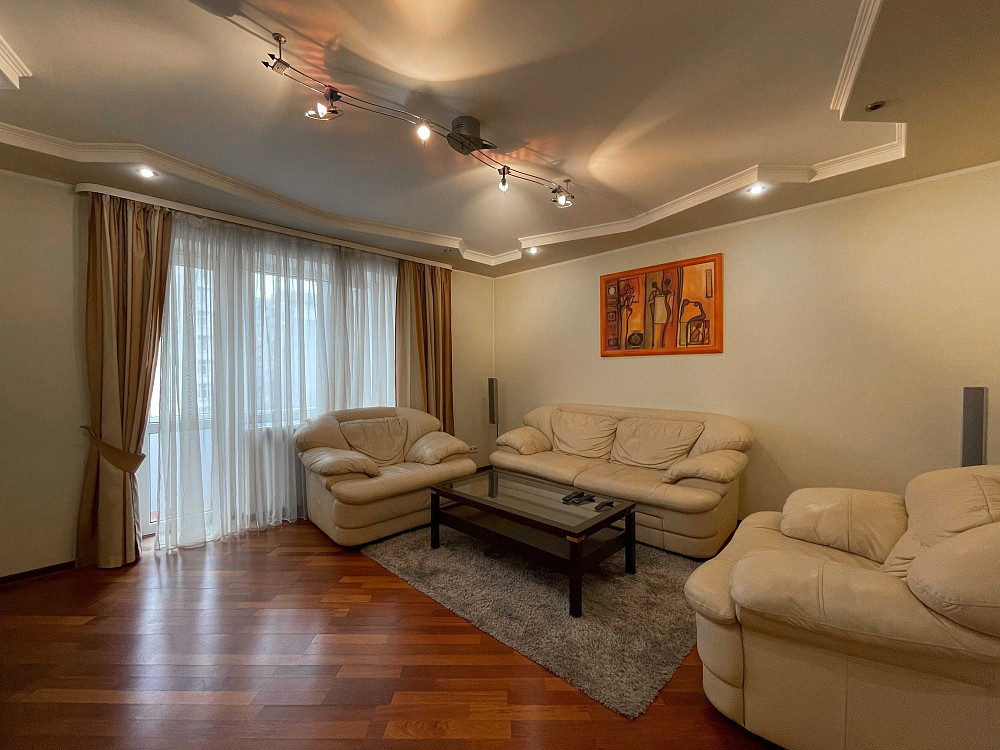 Оренда просторої 4 кімнатної квартири бічна проспекту Чорновола Львов - изображение 3