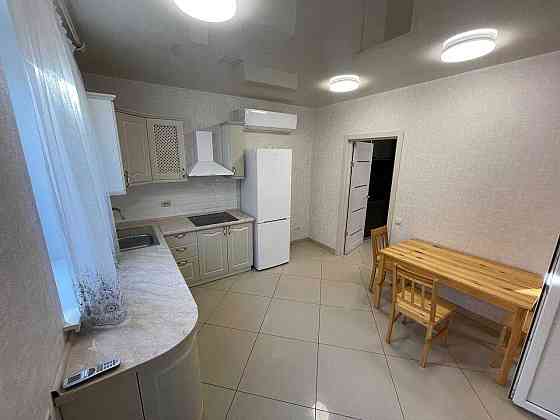 1-кімнатна квартира в приватному секторі біля метро Осокорки/Славутич Киев