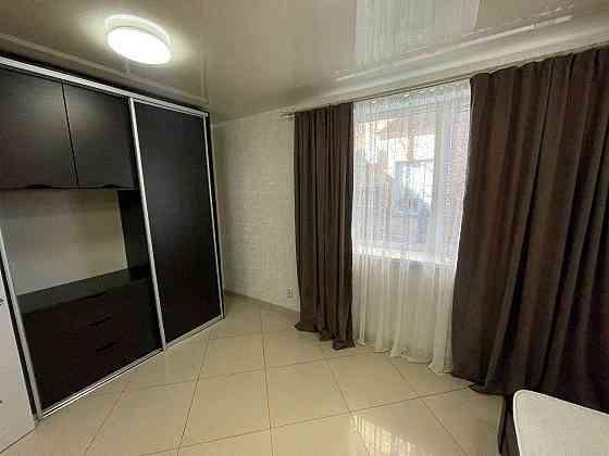 1-кімнатна квартира в приватному секторі біля метро Осокорки/Славутич Киев