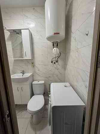 Оренда 1 км.кв! Світлий кого 35! Віноградар! Киев