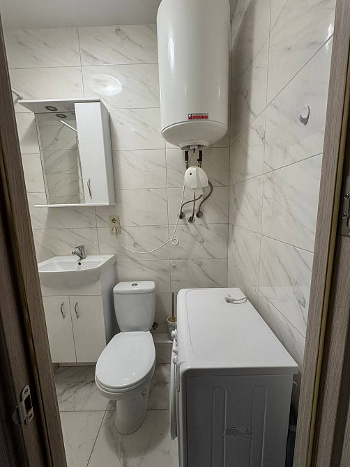 Оренда 1 км.кв! Світлий кого 35! Віноградар! Киев - изображение 4