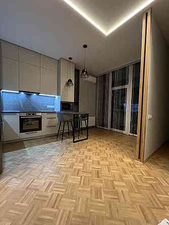 Оренда студії з окремою спальнею та паркомісцем ЖК Манхетен Вокзальна Киев