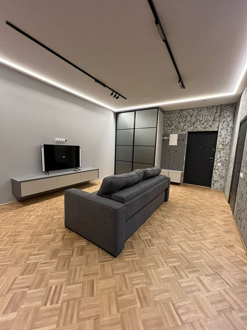 Оренда студії з окремою спальнею та паркомісцем ЖК Манхетен Вокзальна Киев - изображение 4