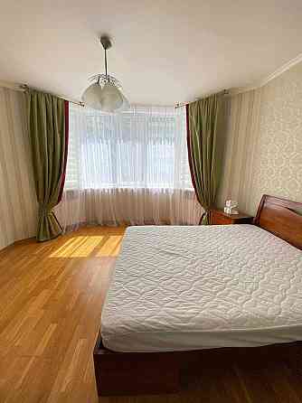 Оренда. Простора Євро-2к(55м2). квартира . Позняки,Осокорки,  Гмирі 8Б Киев