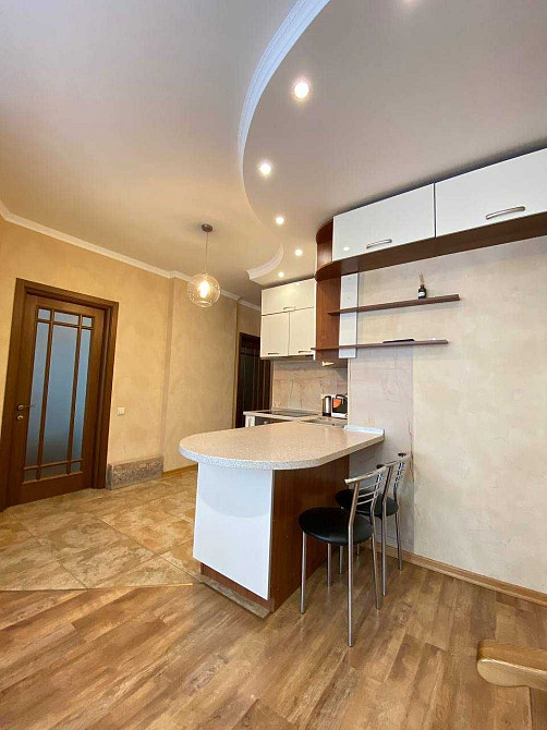 Оренда. Простора Євро-2к(55м2). квартира . Позняки,Осокорки,  Гмирі 8Б Київ - зображення 2