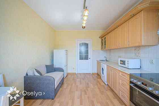 Оренда 1-кімнатної квартири на вул Урлівська 15 Позняки Киев