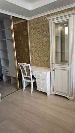 Власник, ЖК 4 Сезона, м.Васильківська Киев