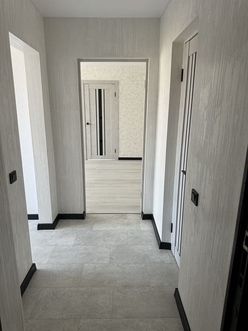 Продам 2кімнатну квартиру в центрі Івана Франка Дрогобич - зображення 2