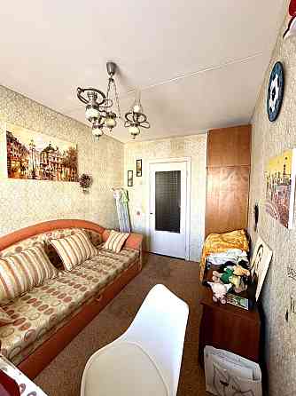 Продаж 3к 70м2 вул Драгоманова 22 м Позняки 5 хв Киев