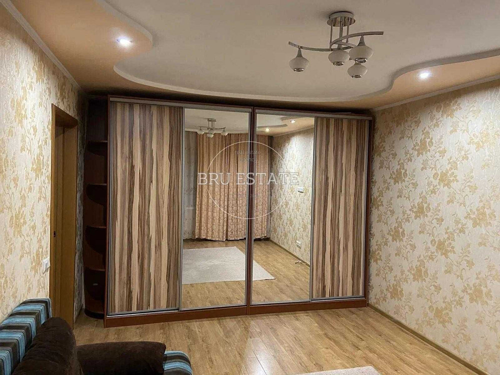 Продаж сучасної євродвушки з ремонтом Троєщина Бальзака 68 Деснянський Київ - зображення 1