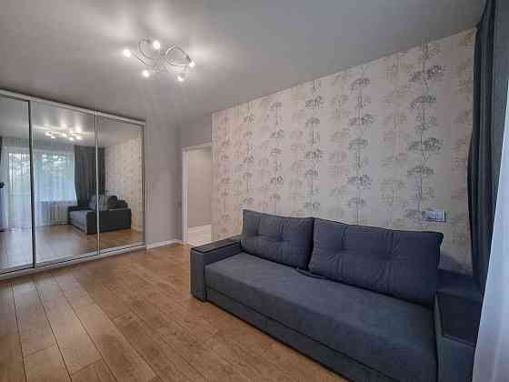 Метро Дарниця, Дніпровський район, 1но кімнатна квартира, з ремонтом Київ