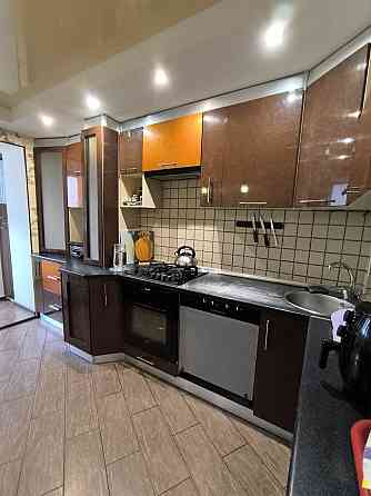 Продаж 4 кімнатної квартири для родини  з гаражем Котляры