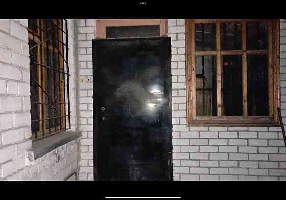 Продам 1 ком. кв. с отдельным входом своим двориком парковкой для авто Днепр