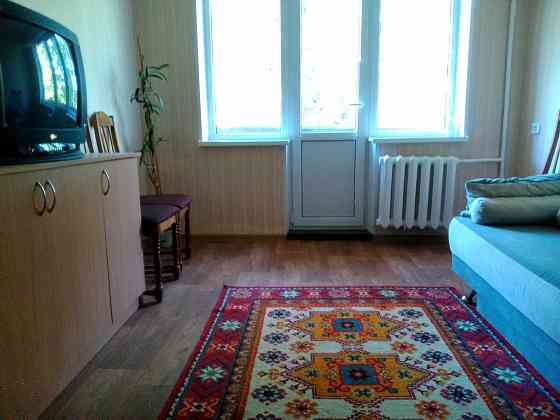 Сдам 2-комнатную квартиру на 44 квартале. Капитальный ремонт! Хозяин. Кривой Рог