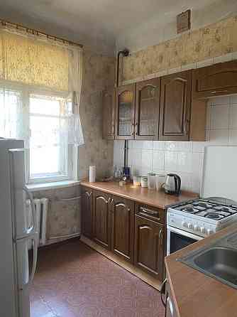 Здам велику світлу квартиру на 96 кварталі червона лінія !!! Кривой Рог