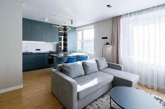 Оренда видової 1к на Печерську 60 кв.м М.Омеляновича-Павленка 19 Киев