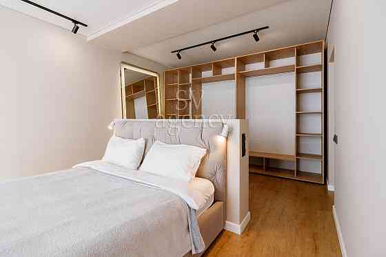 Оренда видової 1к на Печерську 60 кв.м М.Омеляновича-Павленка 19 Киев