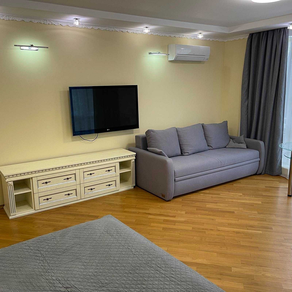 1 кім. (54 кв м)  від ВЛАСНИКА по вул. Т. Шевченка Львів - зображення 1