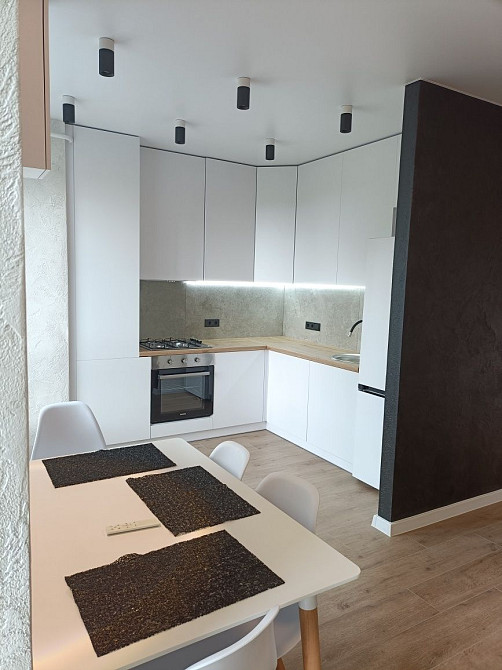 Новий будинок. Сучасний ремонт. Все є. Перша оренда! Чернігів - зображення 1