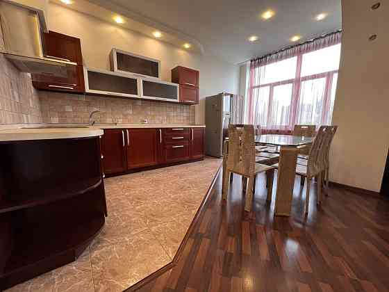 Сдам 3 комнатную квартиру комфортный ЖК, Академическая, 5 Фонтана Одесса