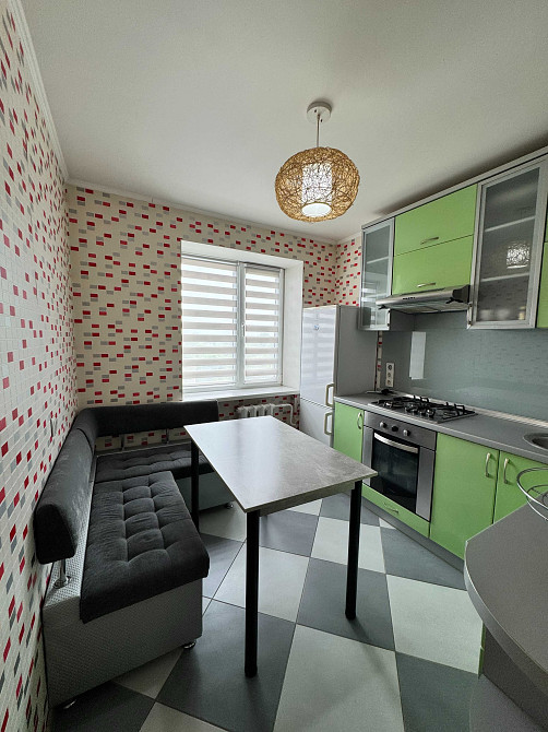 Оренда 1-кімн квартири Центр 9/9 поверх Івана Мазепи Чернігів - зображення 1