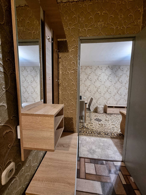 Оренда двокімнатної квартири в Центрі . Перший поверх . Будинок цегла Херсон - зображення 3