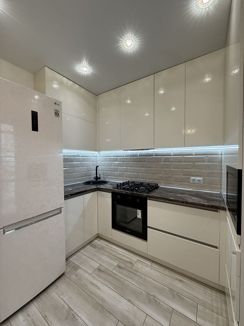 Перша здача нової квартири в центрі Гостомеля. ЖК Покровський Гостомель - зображення 1