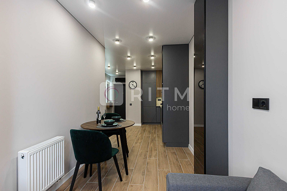 1-к. кв. з дизайнерським ремонтон та гардеробом  по вул. Стрийська Львів - зображення 4