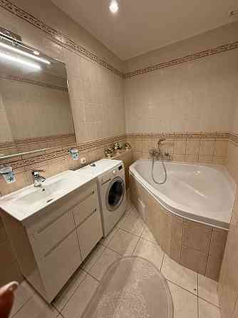 Без комісії!  Продам VIP- квартиру на проспекті Івасюка 12Г Київ