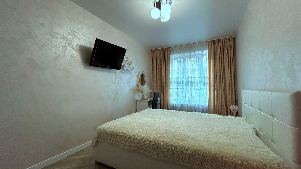 Сучасна однокімнатна квартира в центрі Луцька Луцк - изображение 4