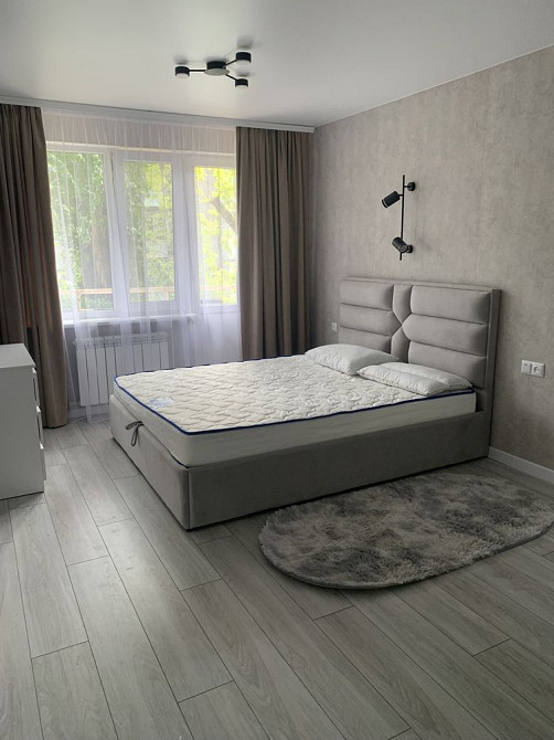 6 фонтана/ Сдам от хозяина новую квартиру после ремонта 6 фонтана Запорізьке (Межівський р-н) - зображення 1