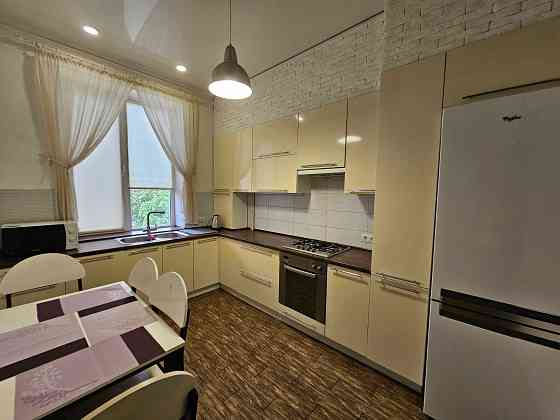 Сдается 3-х комн. квартира на Дзержинке по ул. Героев Подпольщиков. Кривой Рог