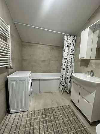 2 кімнатна квартира з ремонтом, меблями, паркомісцем та коморою Одеса