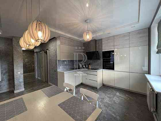 Продаж квартири ЖК "Парковий" бульвар Руденка Кольцова 76м 2 кімнати Київ