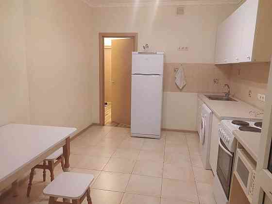 Продам 1 к Господар .Метро Омокоркии 2 хв. Київ