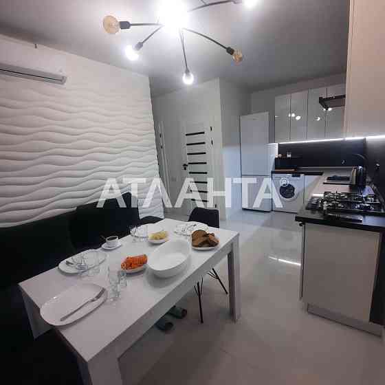 Каартира с евроремонтом с новом кирричном доме! Одеса