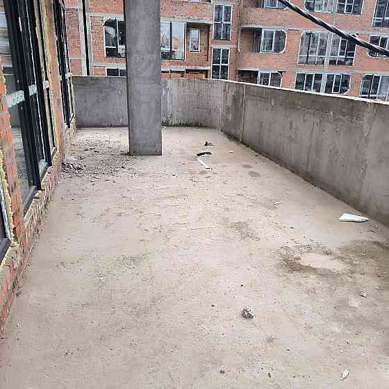 Велика 2к з терасою 30кв м, вул Трускавецька Львів