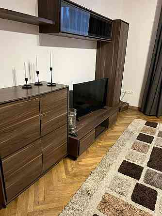 Оренда 2х кімнатної квартири на Мельника з євроремонтом 550дол. Львов