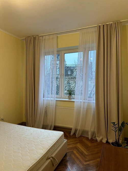 Оренда 2х кімнатної квартири на Мельника з євроремонтом 550дол. Львов - изображение 7