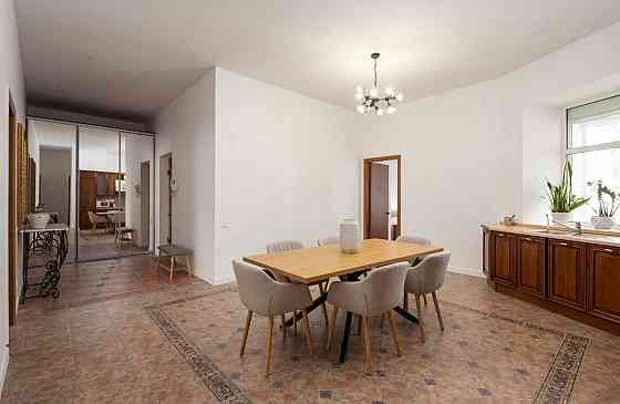 Оренда Саксаганського 5 кімнат Центр Без комісії SF Киев