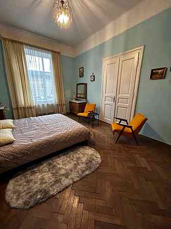 Оренда 3-кім у Центрі, вул. Пекарська Львов