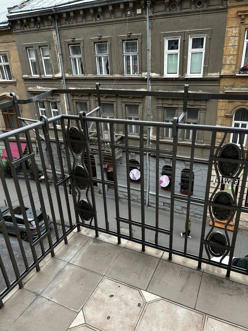 Оренда 3-кім у Центрі, вул. Пекарська Львов - изображение 2