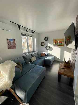 Преміум-пентхаус в Лісовій Бучі, Двоповерховий затишний з терасою Буча