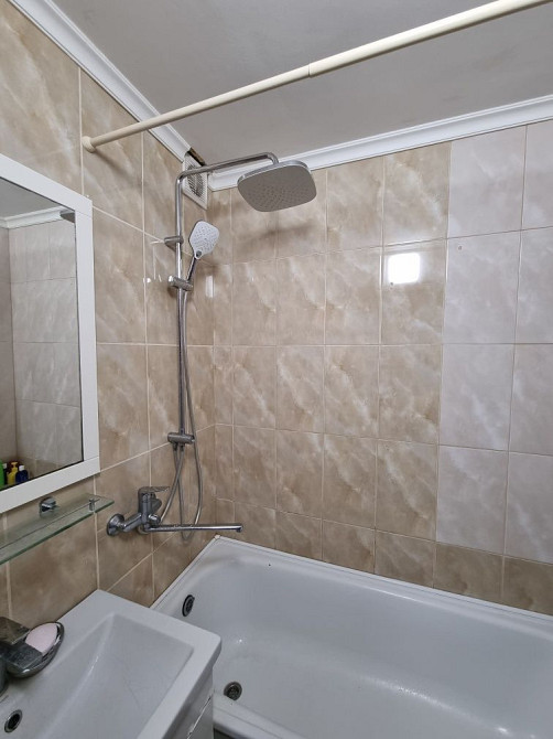 Продам  1 кімнатну квартиру, не малосімейку Біла Церква - зображення 1