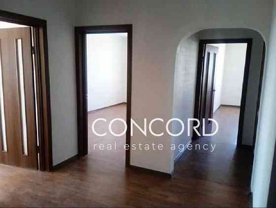 Продам двокімнатну квартиру в Голосіївському районі.Моторний пров.,11Б Київ